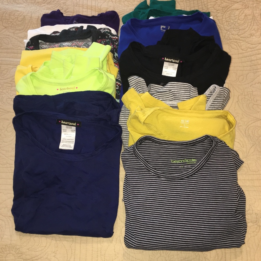 Long Sleeved T-Shirt Lot